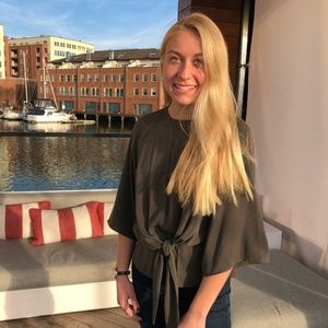 Meet your Posher, Brooke